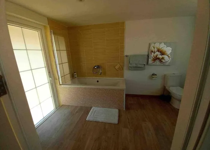 The Gem By Homely Santa Vennera